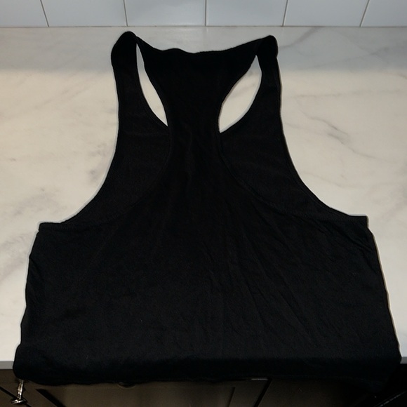 (7) Razor Back Tanks - Picture 5 of 6
